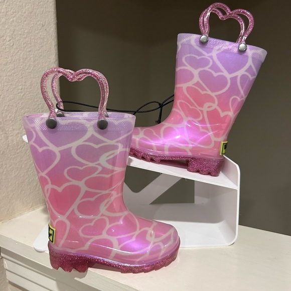 Western Chief Sparkle Heart Light Up Waterproof Rain Boots Pink Girls US 5C - Picture 1 of 10